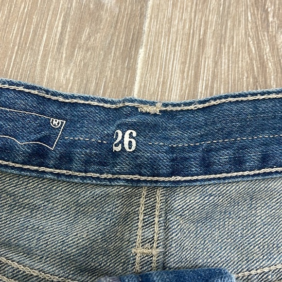 Levi’s Orange Tab Distressed Debim Shorts Size 26 - Picture 6 of 7